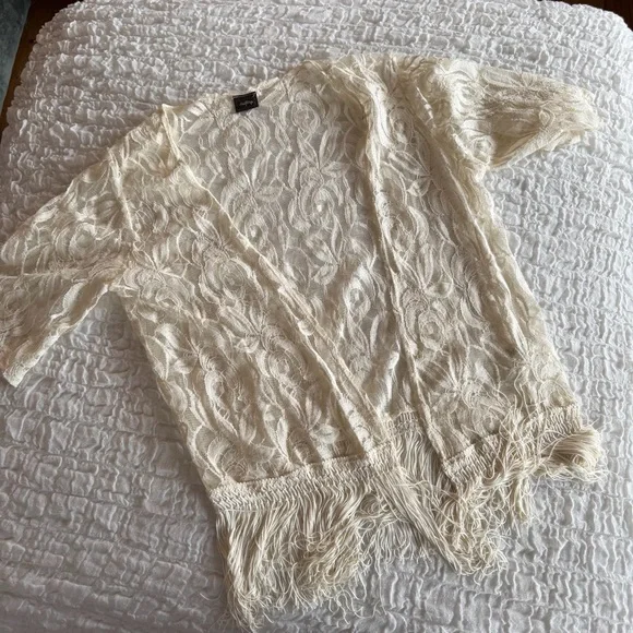 Daytrip Anthropologie Lace Fringe Kimono Cardigan XL Boho Festival - Picture 2 of 9